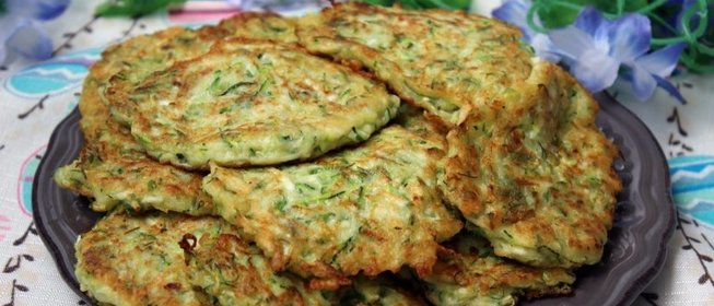 Кабачковые оладьи с плавленным сыром