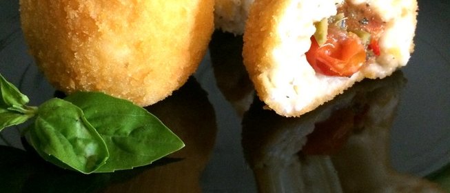 Аранчини (Alla puttanesca)