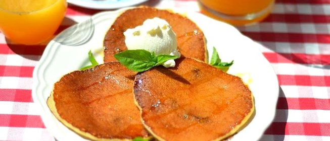 Творожные блинчики с изюмом