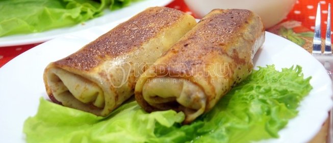 Фаршированные блины с колбасой и грибами