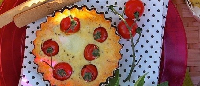 Сырная запеканка с помидорами черри