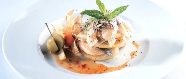 Сельдь с яблоками