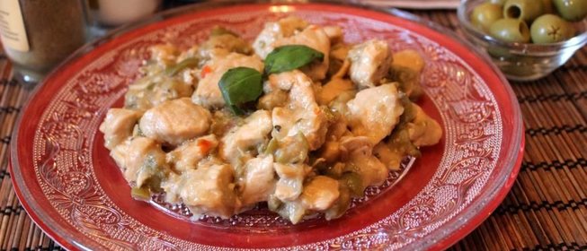 Куриное рагу с оливками