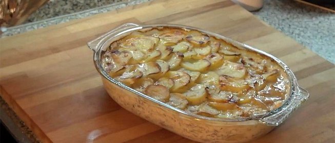 Запеканка картофельная под сливочным соусом