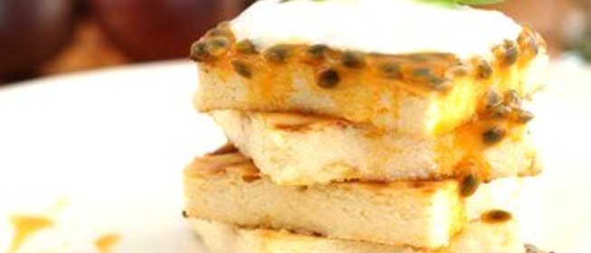 Творожная запеканка с маракуйей