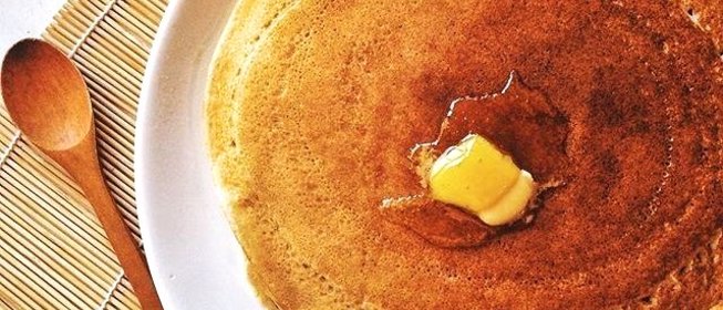 Ржаные блины на кефире с корицей и медом