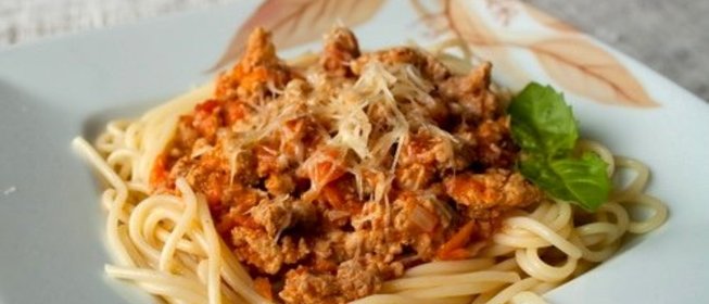 Паста с мясным соусом