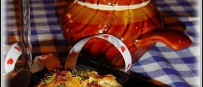 Рыба в горшочках, запеченная в омлете