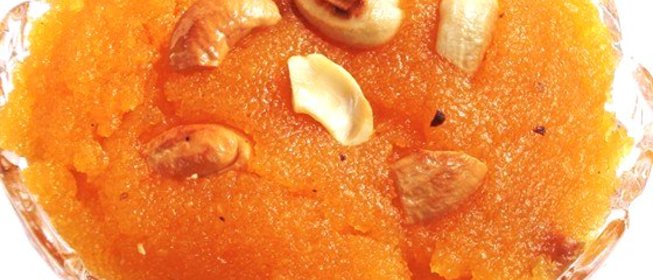 Пряная манная каша с шафраном и кешью