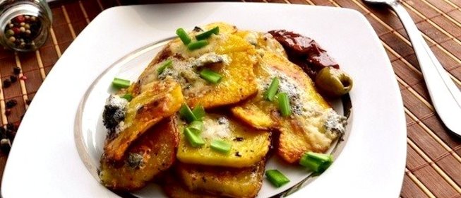 Картофель с горгонзолой