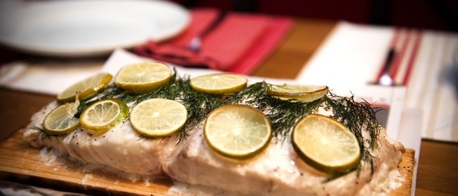 Запеченное филе морского окуня