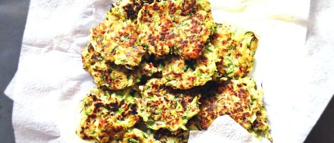 Постные блинчики из цукини с кокосом