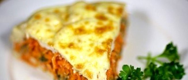 Запеканка с морковью, грибами и курицей
