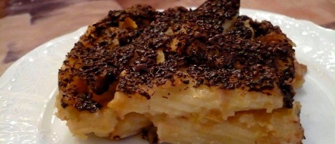 Макаронная запеканка с яблоками