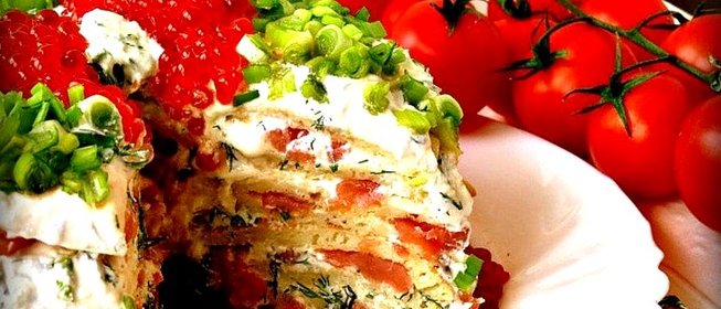 Блинный пирог с семгой