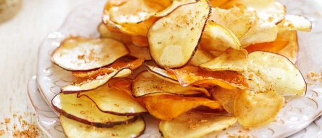 Пряные чипсы из сладкого картофеля