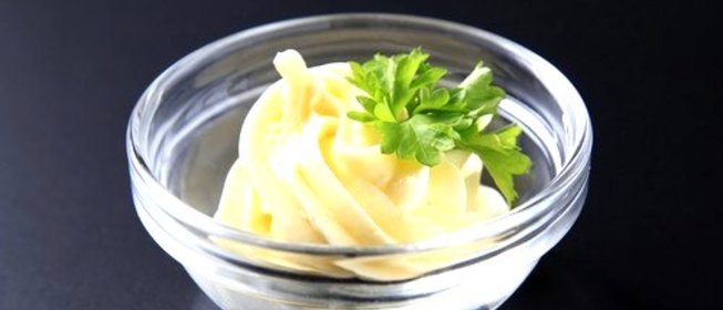 Масло с чесноком