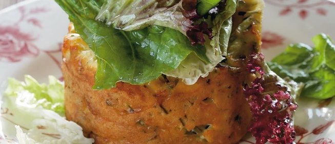 Несладкая запеканка с сыром и травами