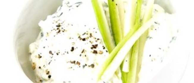 Дип из феты и зелени