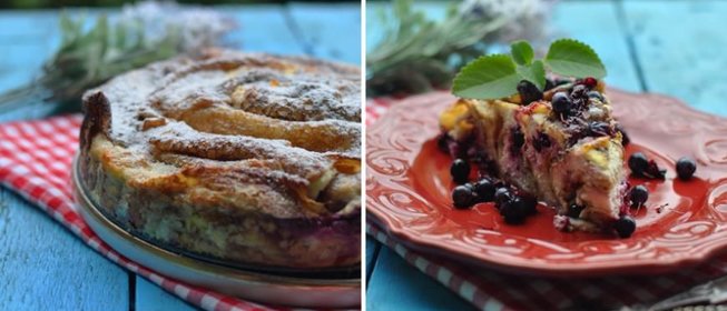 Блинная улитка с творожно-ягодной начинкой и сметанной заливкой