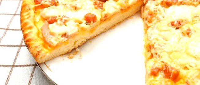 Яблочная пицца с ветчиной