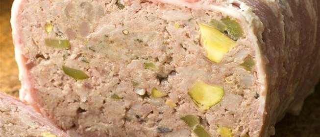 Мясной паштет с фисташками