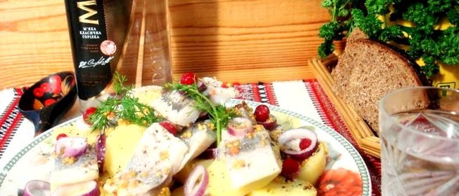 Закуска по-русски с сельдью