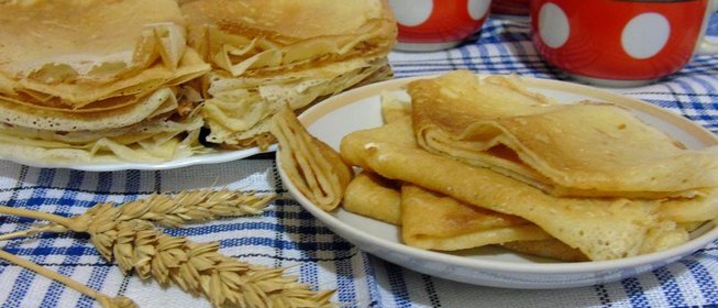 Блинчики с маслом и сахаром по-деревенски
