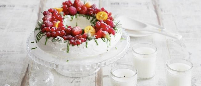 Торт «Павлова» с ягодами