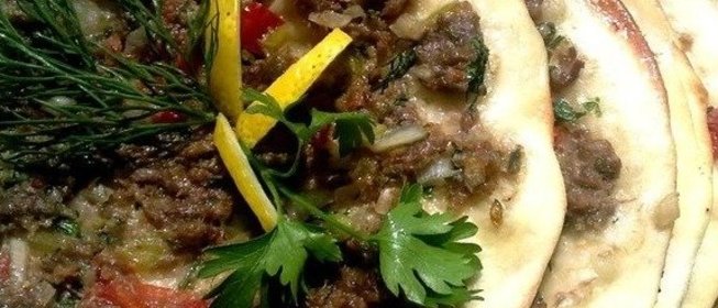 Турецкие лепешки «Лахмаджун»