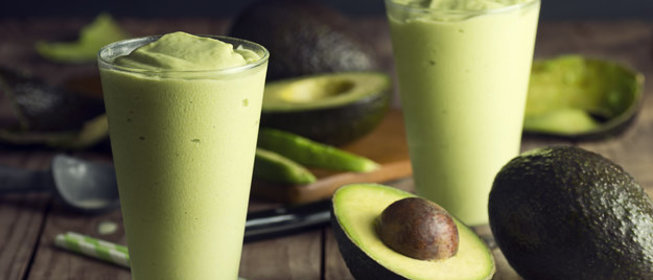 Смузи с авокадо и грушей