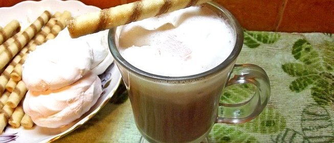 Какао с зефиром и пенкой