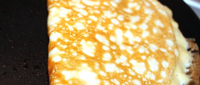 Простой омлет с сыром