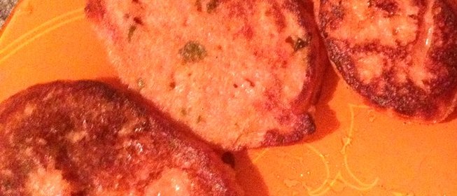 Индийские гороховые оладьи с томатом (Пудла)