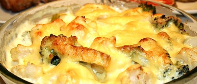 Цветная капуста, запеченная под соусом