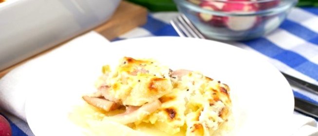 Картофельная запеканка с беконом