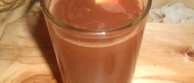 Натуральный яблочный сок через чулок