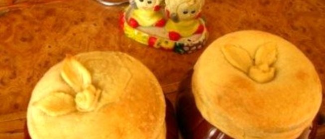 Картошка с грибами в горшочках