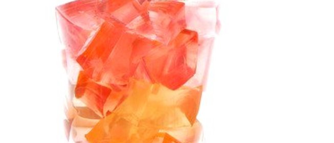 Винное желе с кусочками цитрусов