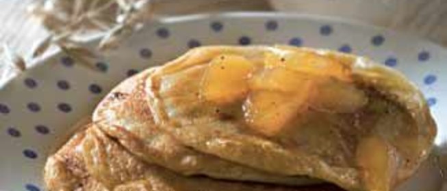 Ржаные блинчики с яблоками и медом