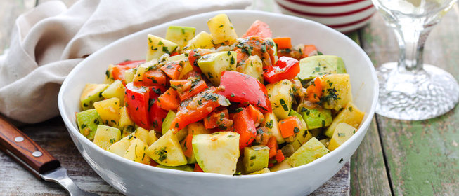 Овощное рагу с картошкой и кабачками