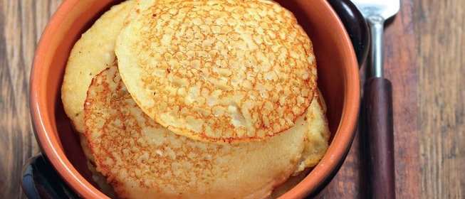 Драники с моченой брусникой