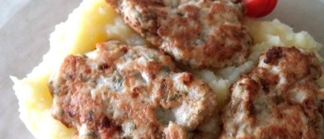Оладьи из куриного фарша
