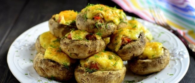 Шампиньоны фаршированные