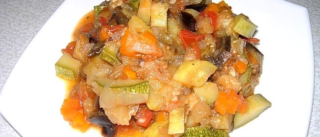 Овощное рагу со сметаной