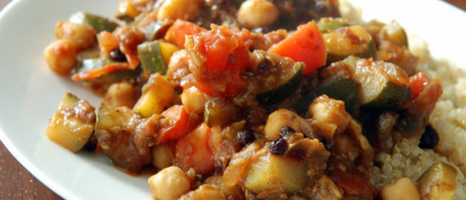 Рагу из фасоли и кабачков