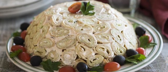 Салат с блинами