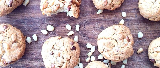 Итальянское миндальное печенье с кедровыми орешками