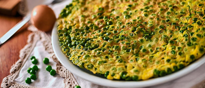 Омлет с горошком и мятой