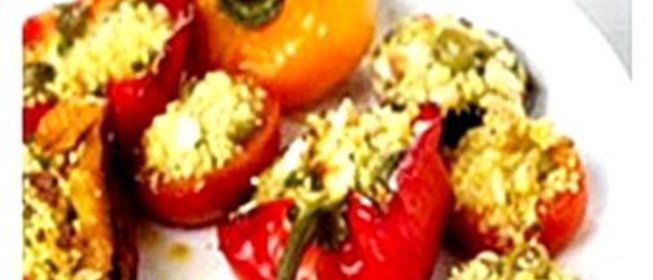 Фаршированные перцы, помидоры и грибы